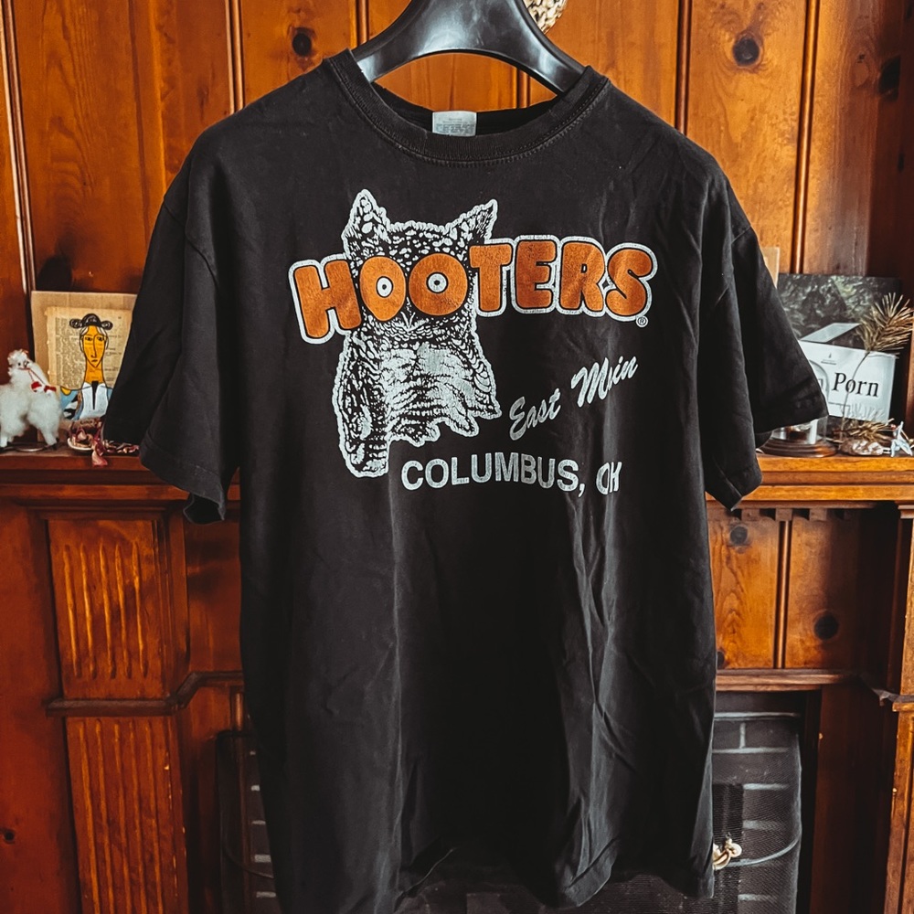 VINTAGE COLUMBUS OHIO HOOTERS!! 🦉